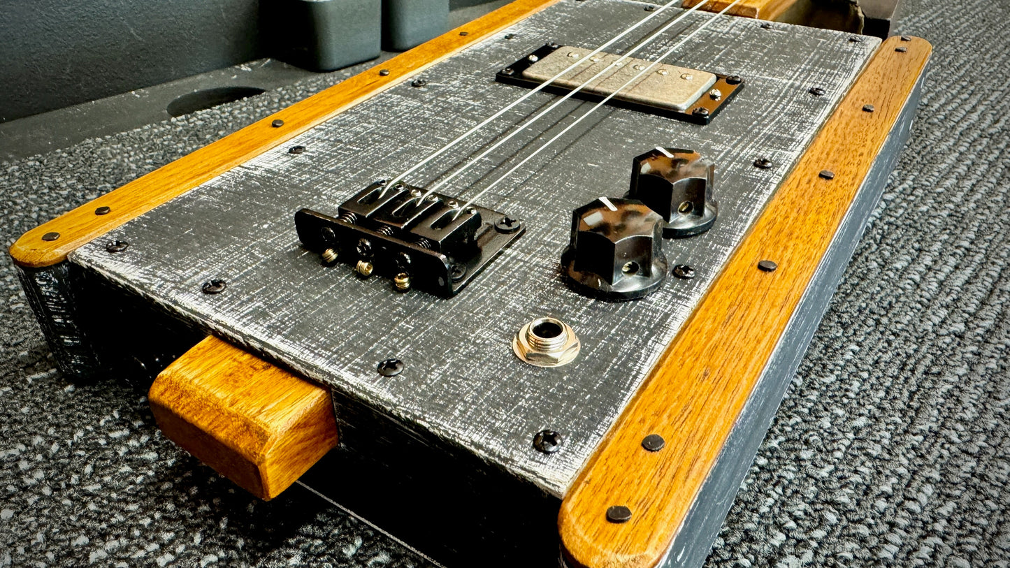 Buzz Box Touring with Road Case - Three String