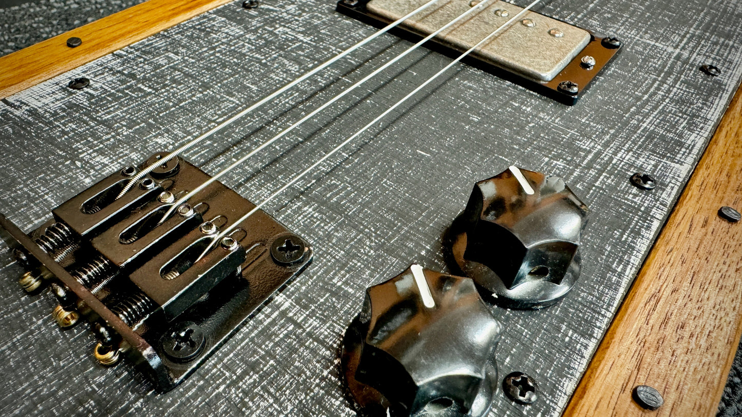 Buzz Box Touring with Road Case - Three String