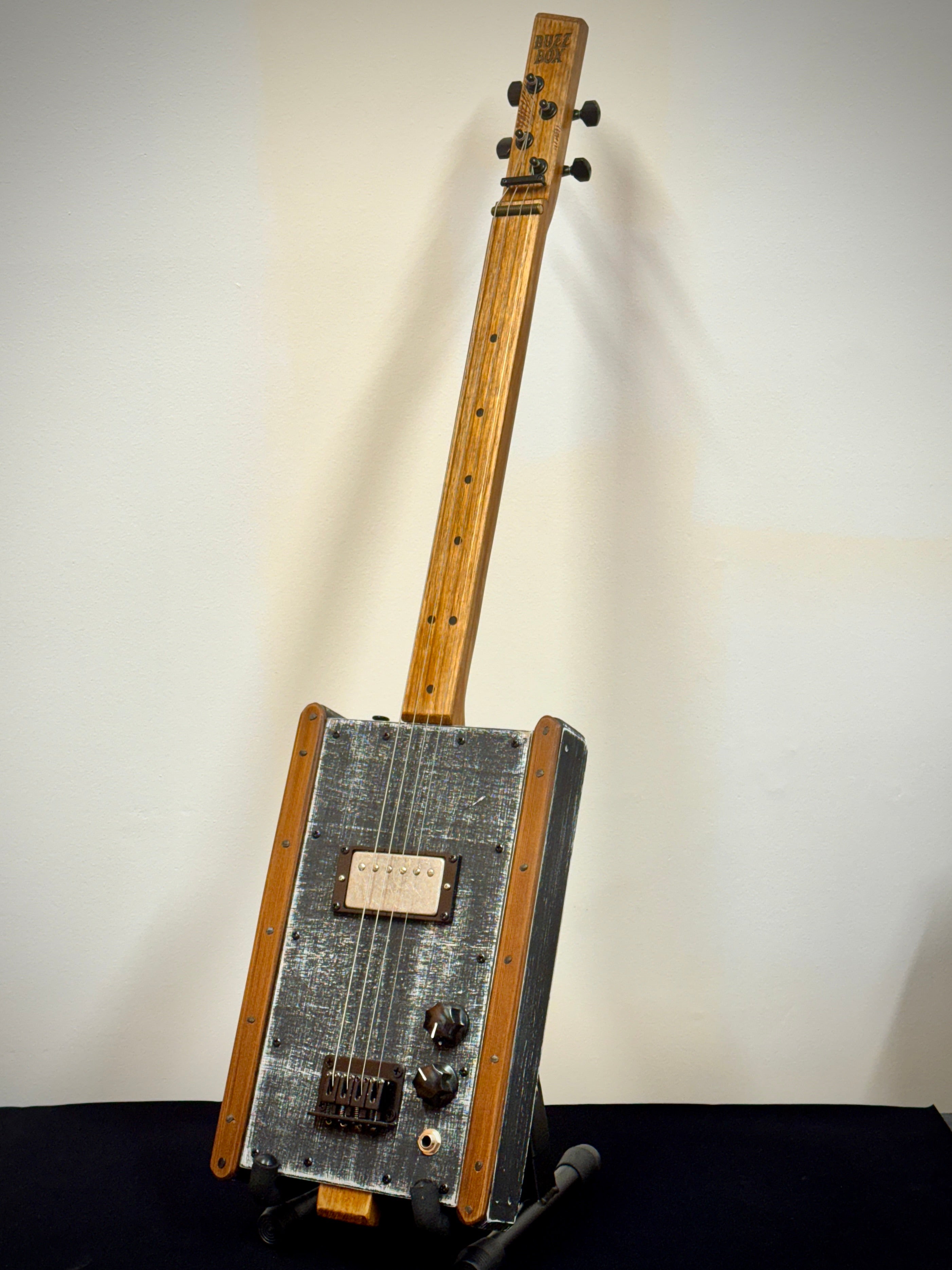 Buzz Box Touring with Road Case - Four String - Cigar Box Guitar
